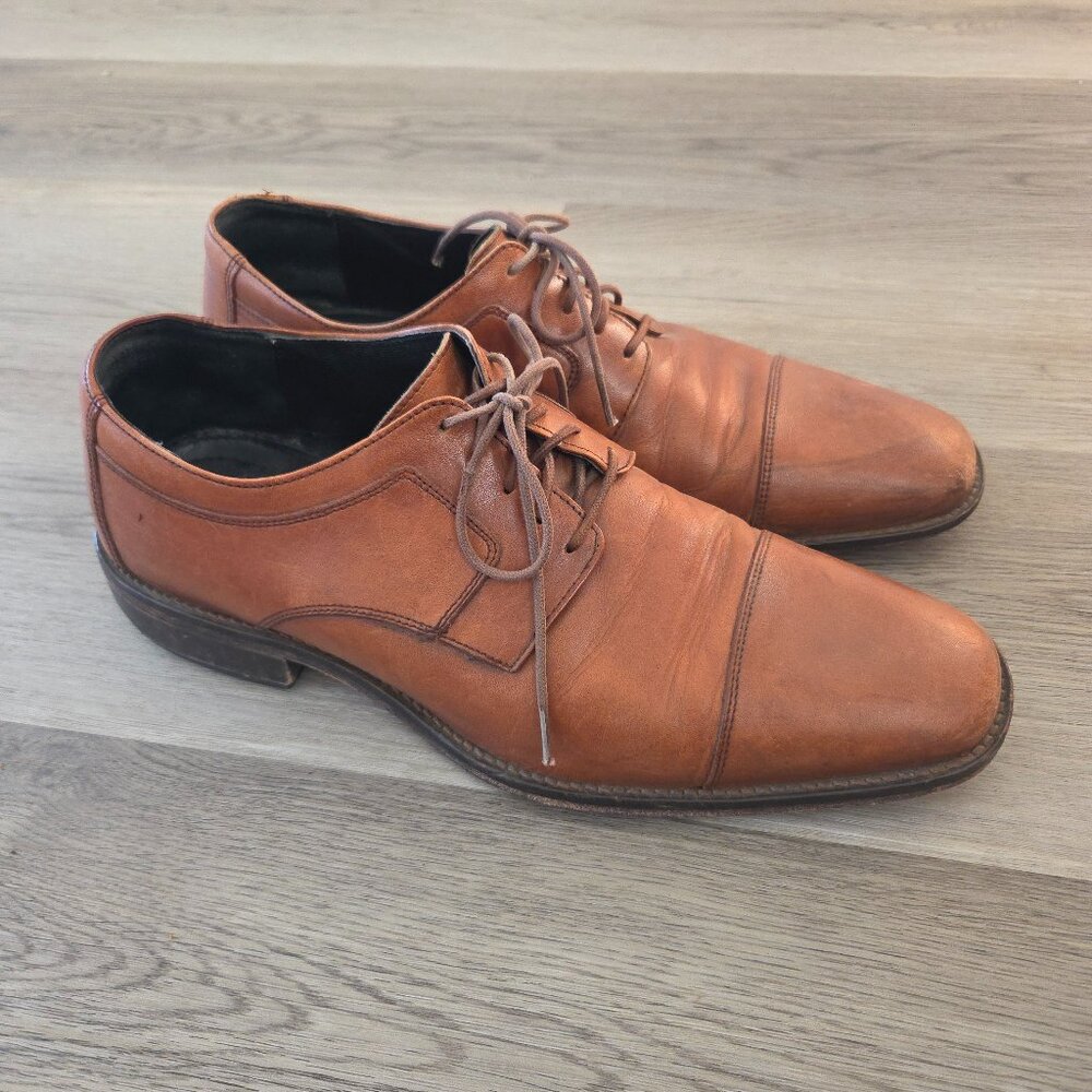 Johnston & Murphy Brown Oxford Dress Shoes